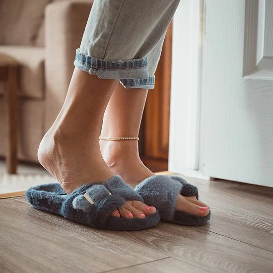 Women's MUK LUKS Brilla Faux Fur Slide Slippers Antique Pink - Image 4